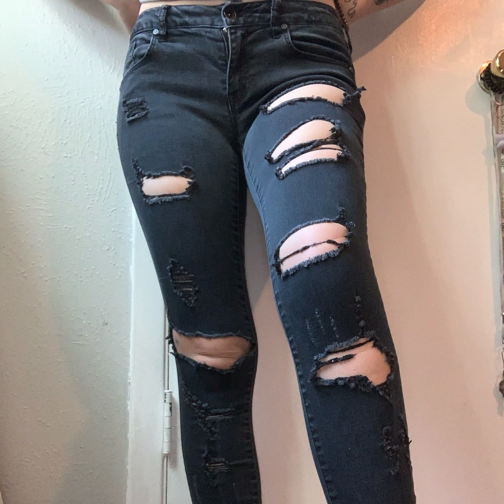 Empyre Tessa Shredded Black skinny jeans